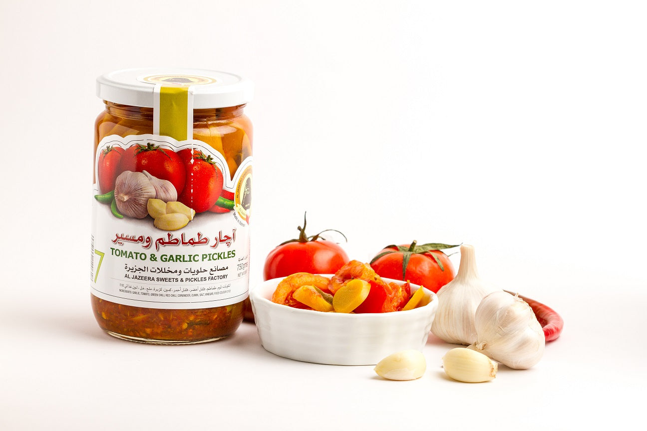 TOMATO & GARLIC PICKLE 500 grams